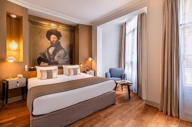 Executive Room