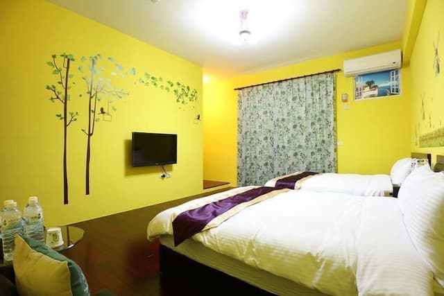 Quadruple Room (Sunny Summer-202)