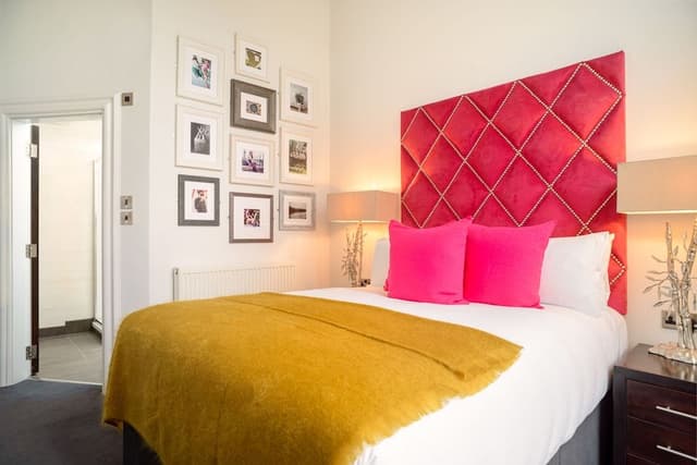 Standard Double Room, 1 King Bed, Park View