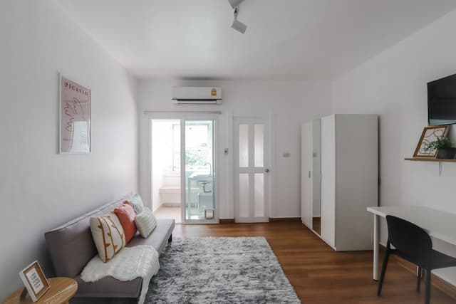 Business Double Room, Non Smoking, Garden View