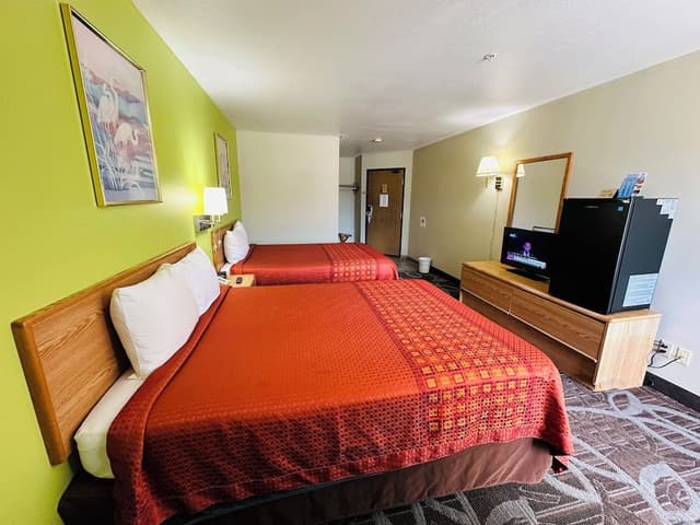 Deluxe Room, 2 Queen Beds