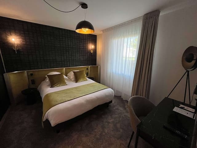 Suite, 1 King Bed, Non Smoking