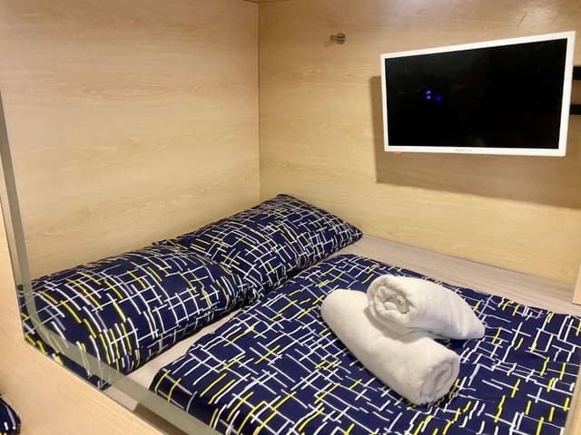 Pod in mix Dormitory (18-35 age only)