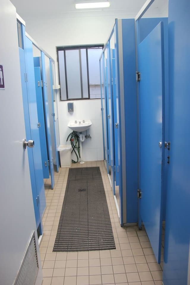 Pod in mix Dormitory (18-35 age only)