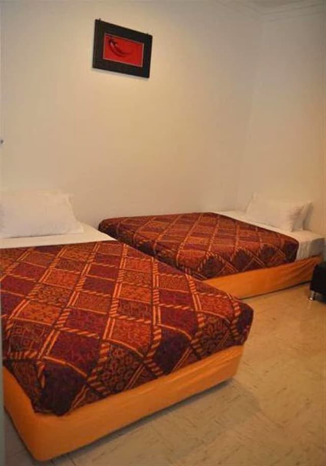 Twin Deluxe
