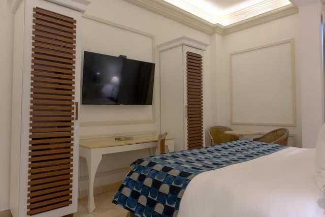 1 King Bed, Deluxe Room