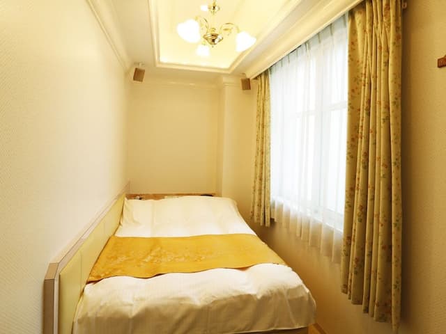 Economy Single Room, Non Smoking (Couples Hotel)