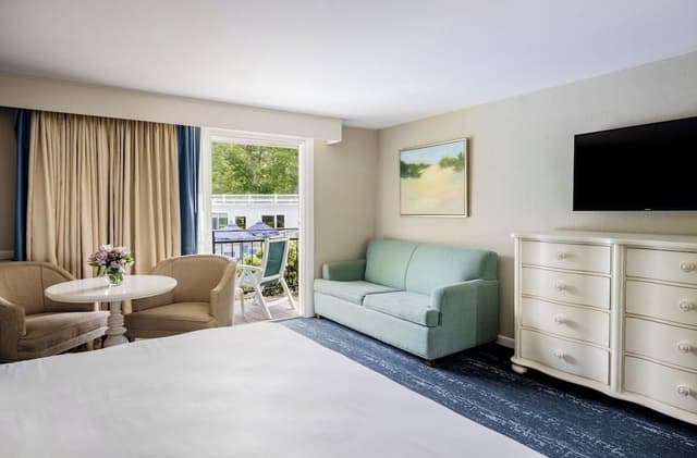 Traditional Room, 1 King Bed