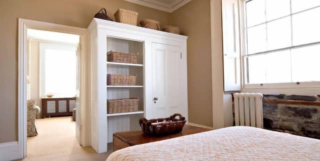 Currie Suite