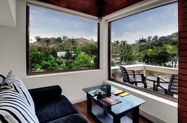 Garden View Room