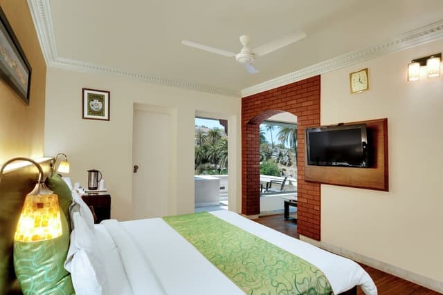 Garden View Room