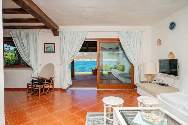 House, 3 Bedrooms