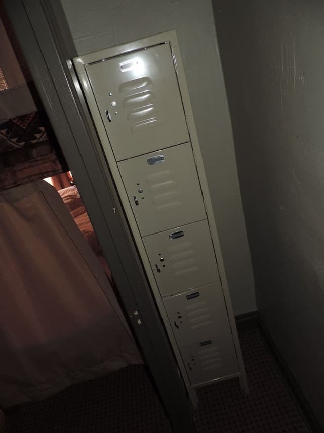 Hostel Bed in 4 Bed Male Shared Dormitory