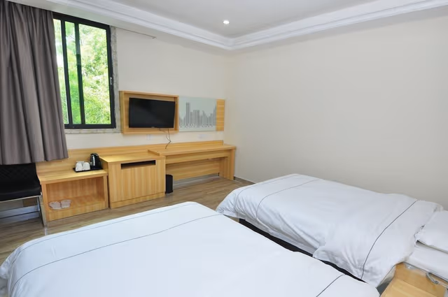 Twin Room