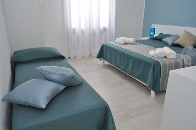 Panoramic Triple Room, Hill View