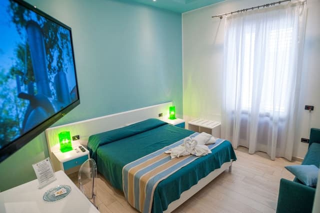 Basic Triple Room