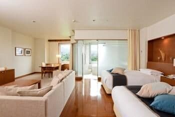 Luxury Twin Room