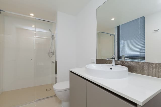 2 Bedroom Ocean View Apartment