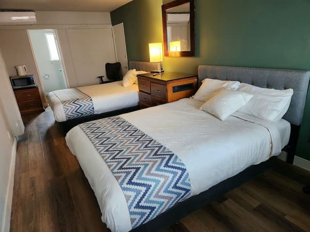 Classic Double Room