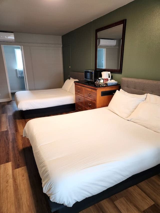 Classic Double Room