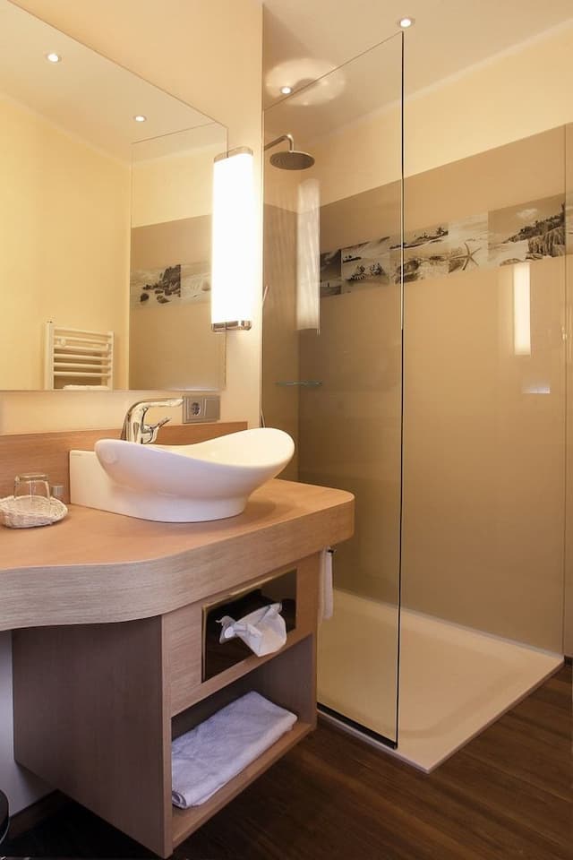 Business Single Room