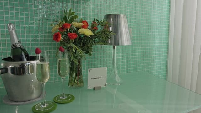 Premium Suite (Suite B)