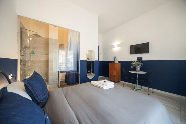Double Room, Balcony
