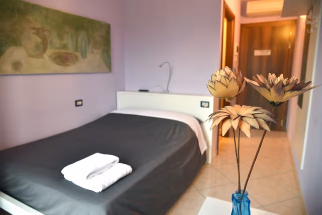 Economy Double Room, 1 Double Bed, Refrigerator, Garden View