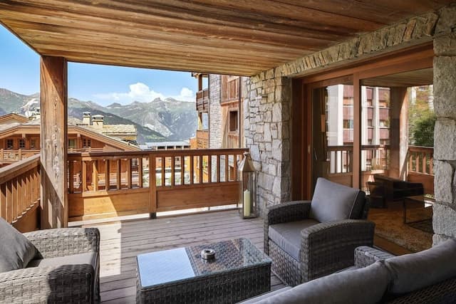Three-Bedroom Prestige Apartment