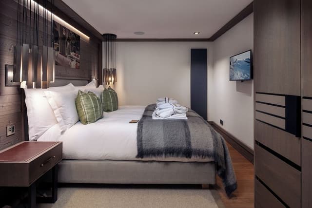Two-Bedroom Apartments with Courtyard View