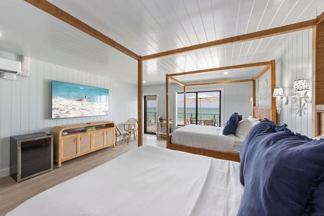 Beachfront Luxury 2 Queen