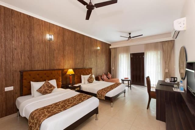 Deluxe Double or Twin Room