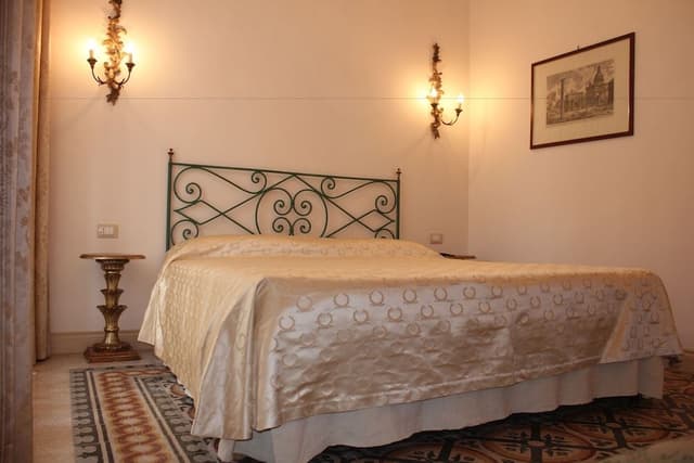 Superior Double Room (Elisabetta)