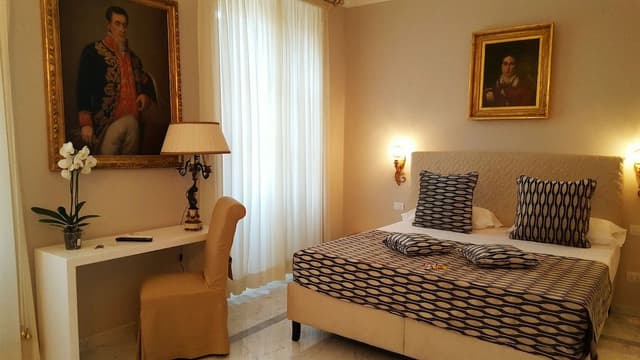 Deluxe Double Room (Via Condotti)