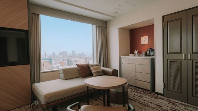 Club Twin Room Club Lounge access included (22nd floor and above, 42sqm), Non Smoking