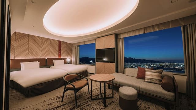 Club Twin Room Club Lounge access included (22nd floor and above, 42sqm), Non Smoking