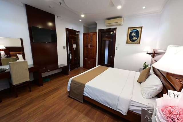 Deluxe Double or Twin Room, City View