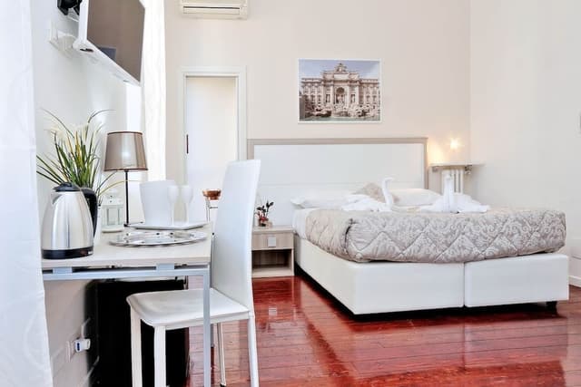 Luxury Quadruple Room, Hot Tub, Garden View