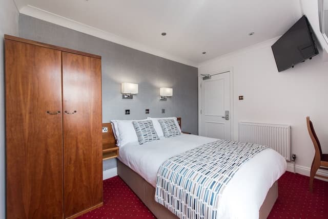 Classic Double Room