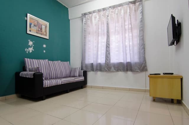 Family Apartment, 3 Bedrooms, 2 Bathrooms