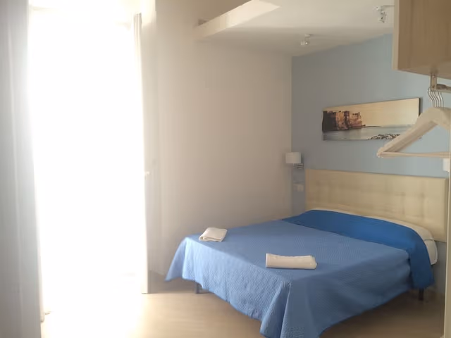 City Triple Room, Balcony