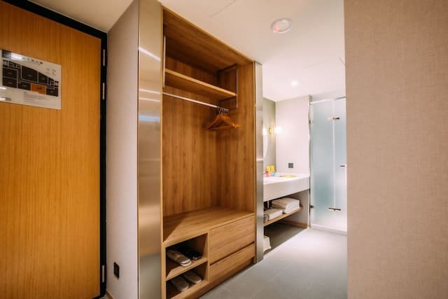 Superior Quadruple Room, 2 Double Beds, Bathtub