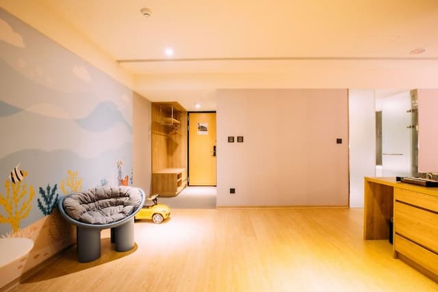 Superior Quadruple Room, 2 Double Beds, Bathtub
