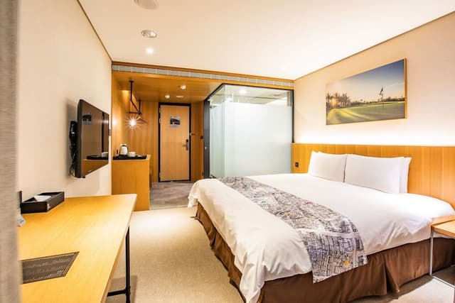 Double Room, 1 Double Bed