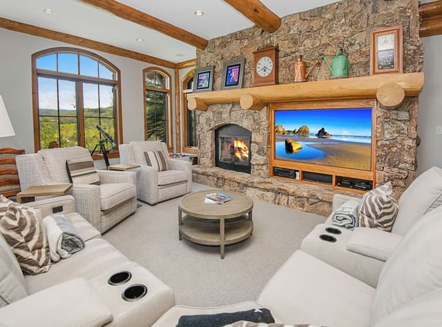Luxury House, Multiple Bedrooms, Resort View, Slope side