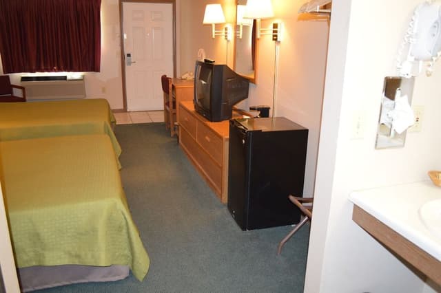 Room, 2 Queen Beds