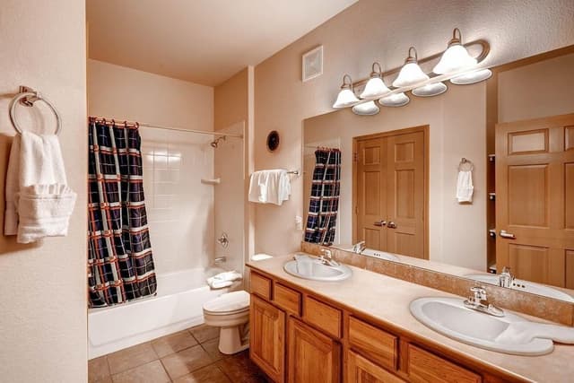 Condo, 1 Bedroom