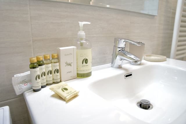 Deluxe Triple Room, Poolside (Primula)