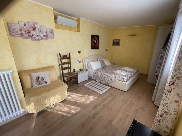 Deluxe Triple Room, Poolside (Primula)