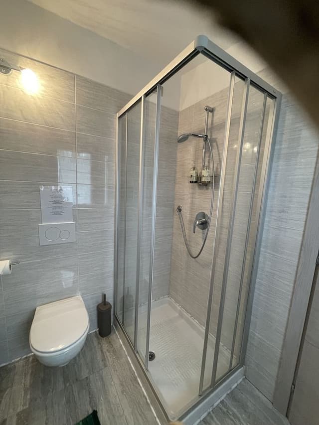 Deluxe Triple Room, Poolside (Primula)